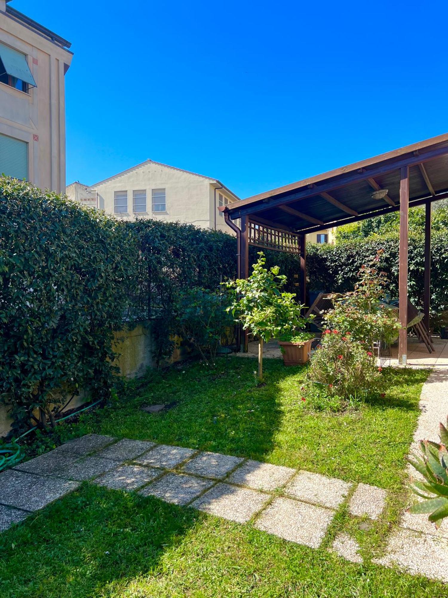 Appartamento Tra Il Borgo E Il Lago アングイッラーラ・サバーツィア エクステリア 写真